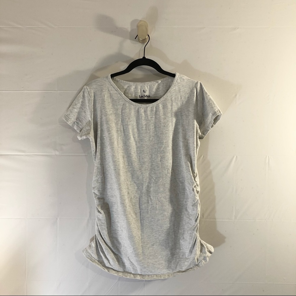 Short sleeve maternity shirt